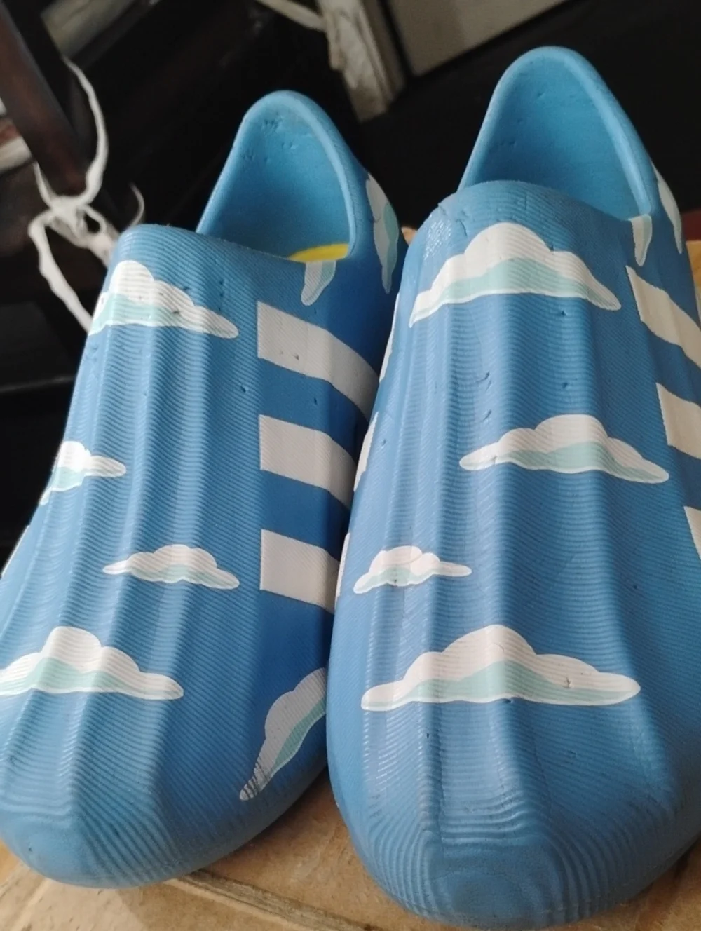 The Simpsons Adifoam Superstars